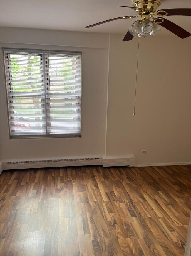 Foto del edificio - 2610 W Berwyn Ave