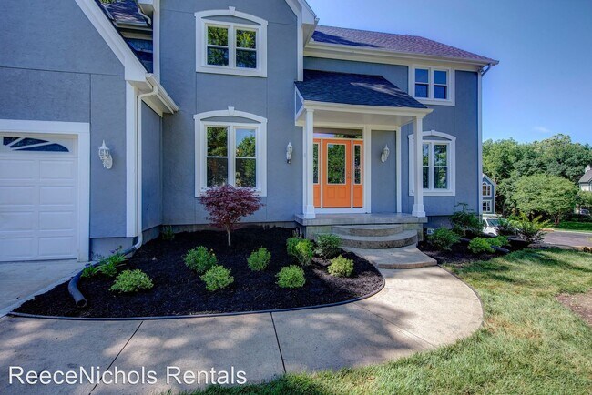 Building Photo - 4 br, 3.5 bath House - 5809 W. 155th street