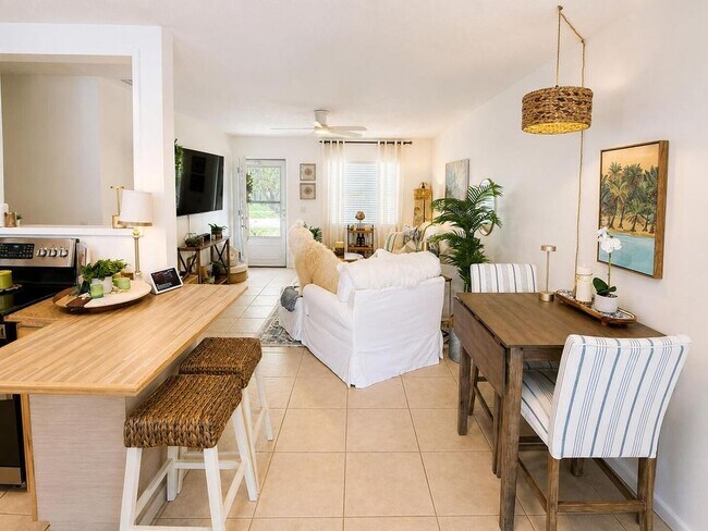 Foto del edificio - 713 Suwanee Ave