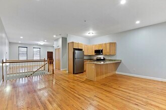 Building Photo - 873 Harrison Ave