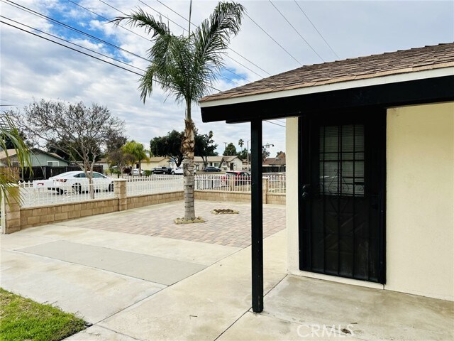 Building Photo - 255 E San Bernardino Ave