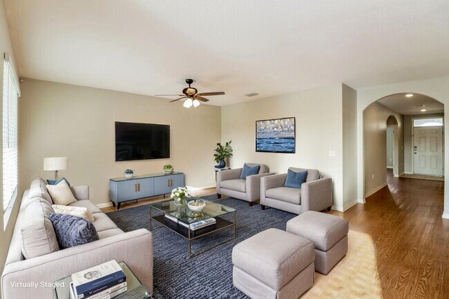 Foto del edificio - 586 Hartford Heights St
