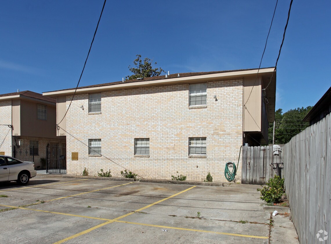 Building Photo - 1936-1940 Hickory Ave