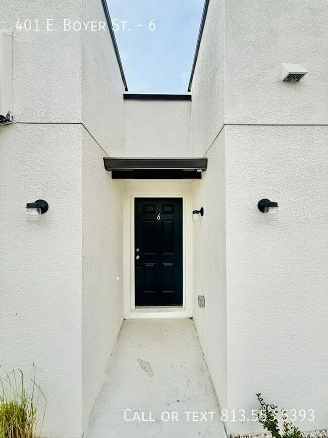 Building Photo - 401 E Boyer St