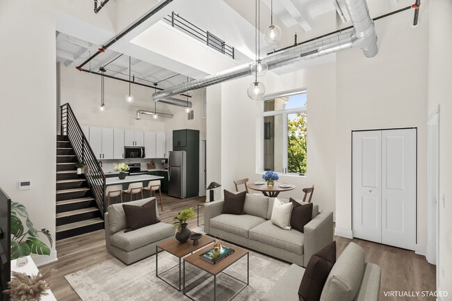 Foto del edificio - 1453 Maple Ave