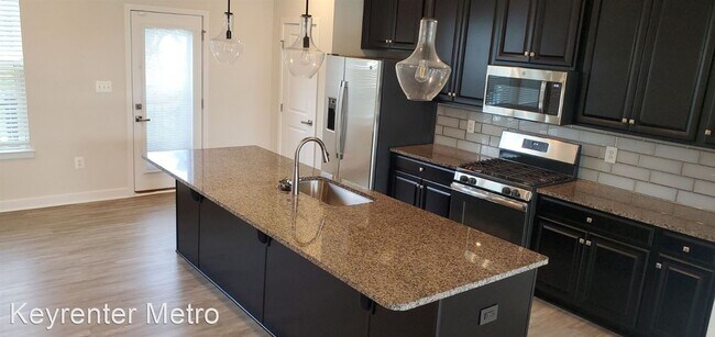 Building Photo - 4 br, 3.5 bath House - 4720 towne Park Rd