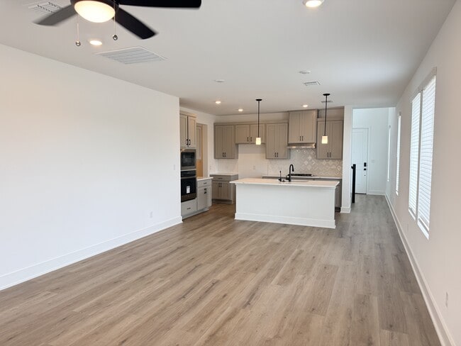 Foto del edificio - 405 Bauer Lp