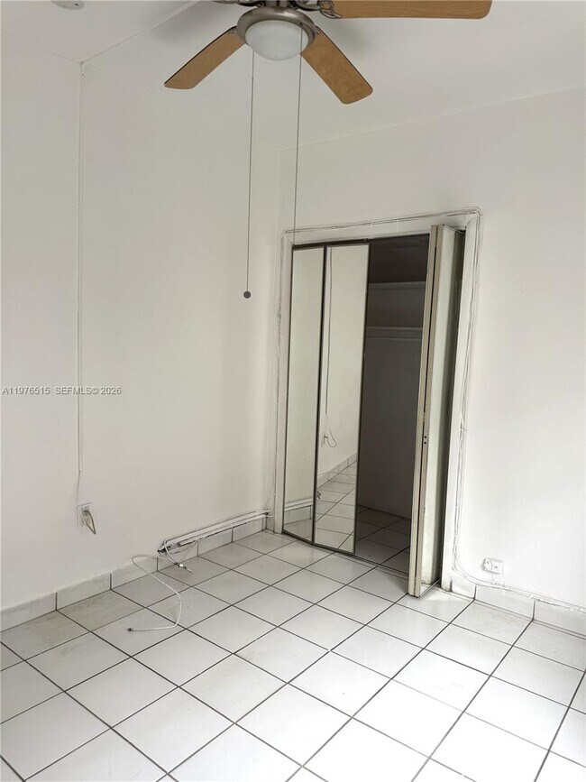 Foto del edificio - 1788 SW 7th St