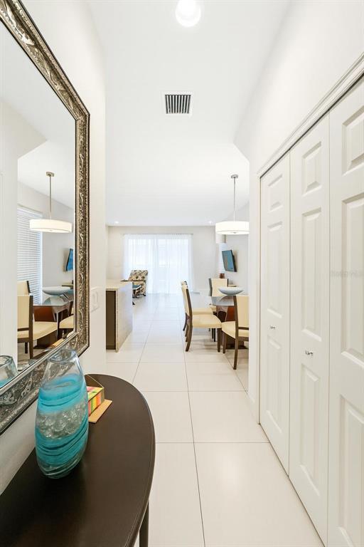 Foto del edificio - 17521 Placidity Ave