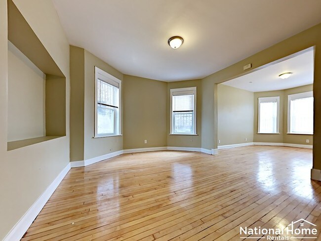 Foto del edificio - 5131 S May St Unit 1