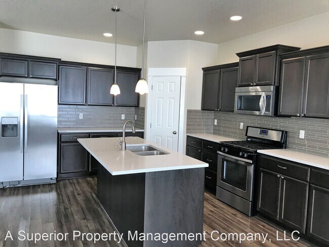 Foto del edificio - 3 br, 2.5 bath House - 21381 NE Evelyn Place
