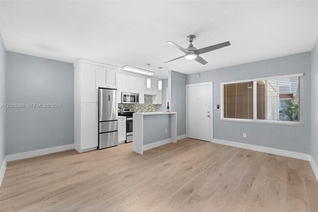 Building Photo - 6330 SW 79th St