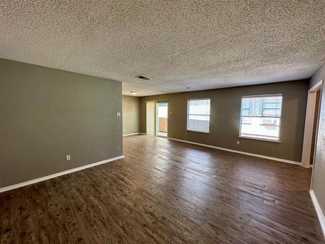 Building Photo - 9010 Greenmound Ave
