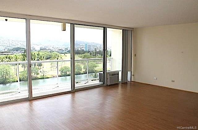Foto del edificio - 2233 Ala Wai Blvd