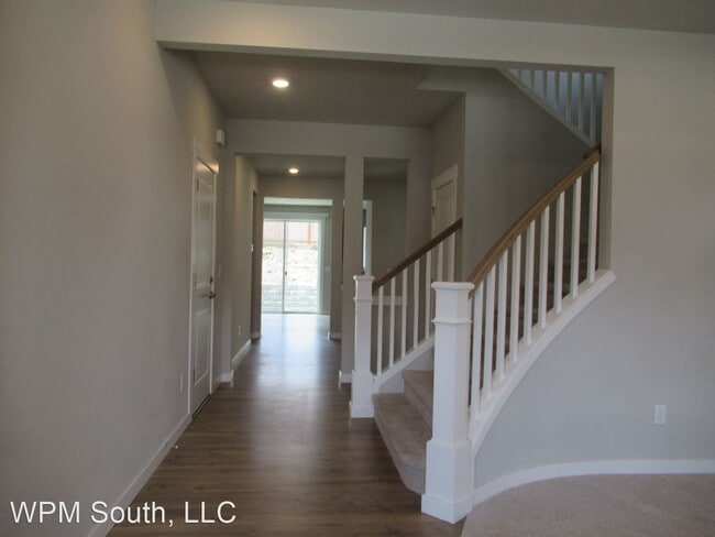 Building Photo - 5 br, 3 bath House - 15372 200th Ave. E.