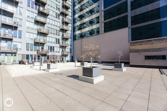 Foto principal - 565 W Quincy St