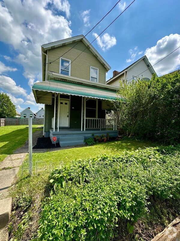Building Photo - 1115 Karl Ave