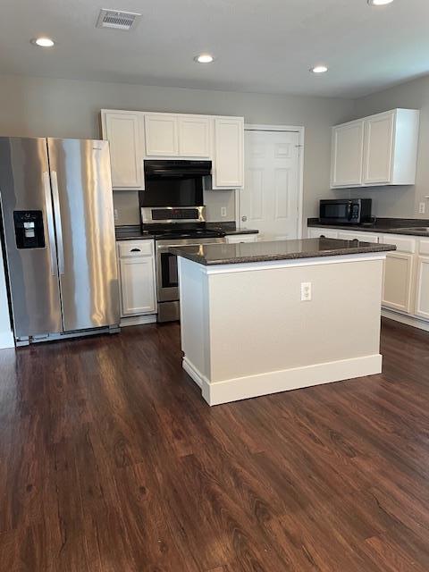 Foto del edificio - 4402 King's Canyon Dr