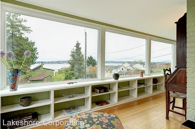 Building Photo - 803 Lake Washington Blvd S