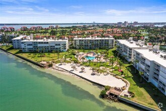 Building Photo - 6021 Bahia Del Mar Cir