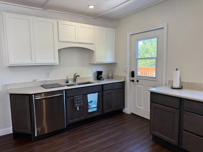 Foto del edificio - 71 Willard Ave