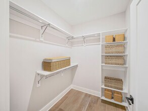 Interior Photo - The Henslow Daniel Island Apartments & Townhomes