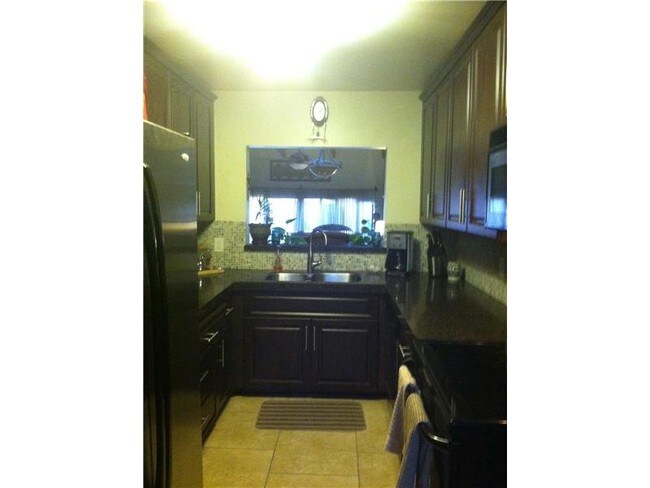 Foto del edificio - 8002 SW 21st Pl