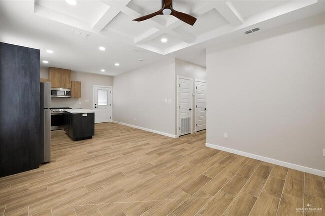 Building Photo - 100 San Jose Dr