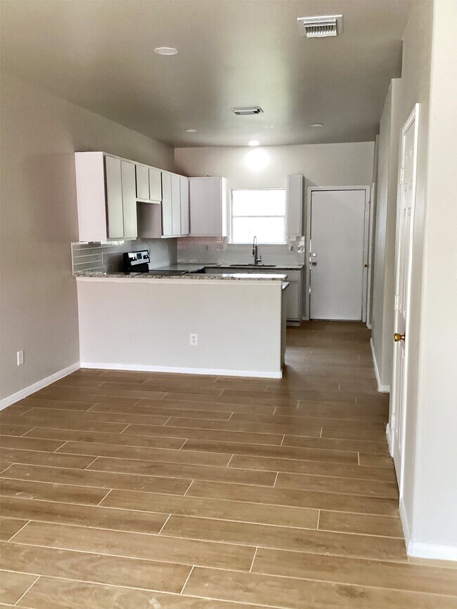 Foto del edificio - 10445 Wicklowe St