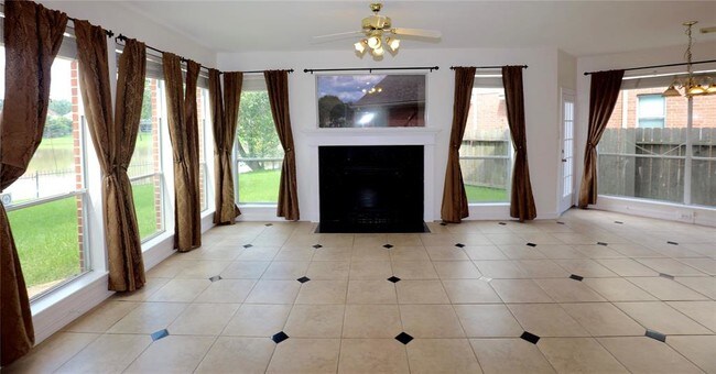 Foto del edificio - 2202 Summer Bay Ct