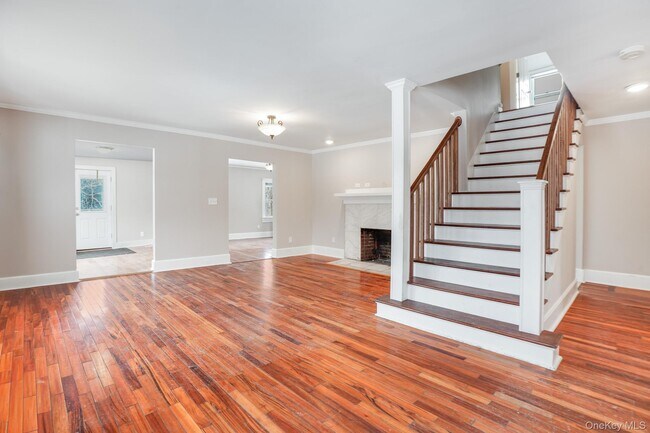 Foto del edificio - 18 Ketcham Dr