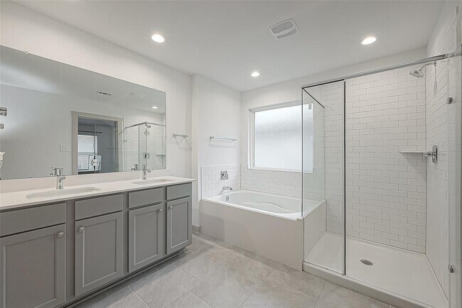 Foto del edificio - 7006 Telford Holw Trl