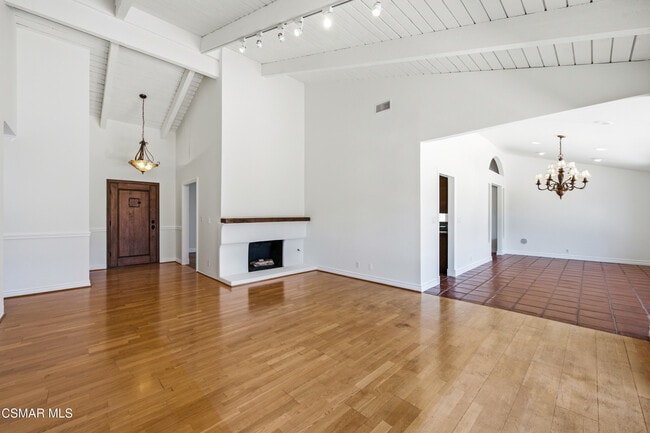 Building Photo - 1090 Elfstone Ct