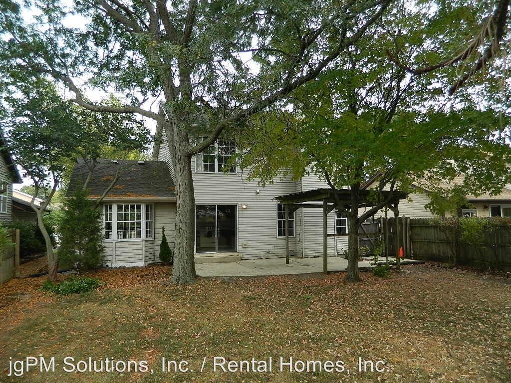 Building Photo - 363 Pearson Cir