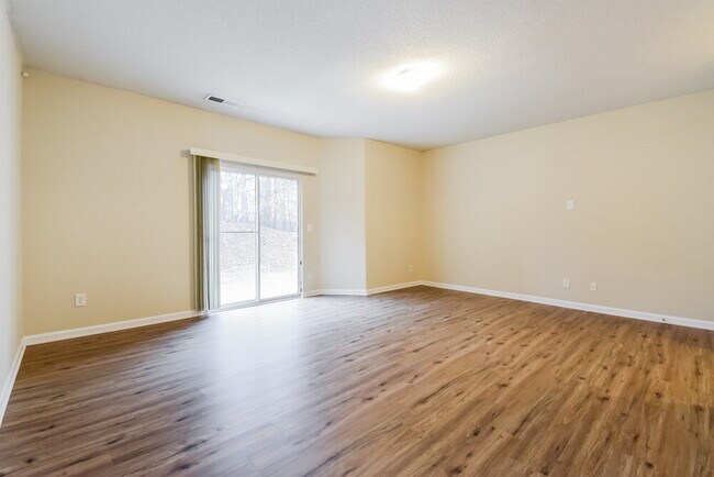 Building Photo - 2252 Bigwood Trail