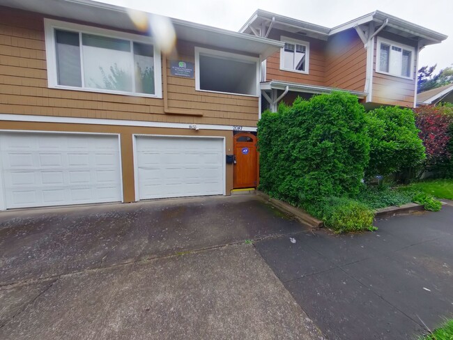 Foto del edificio - 1407 E 21st Ave