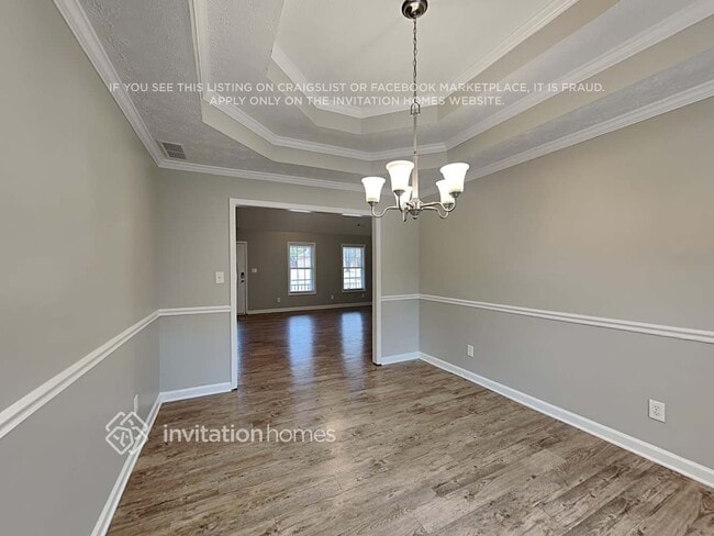 Building Photo - 472 Freedom Dr