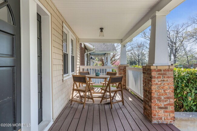 Foto del edificio - 115 Grassmere Avenue