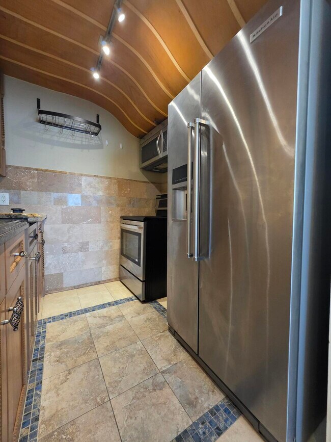 Foto del edificio - 201 S Lakeside Dr