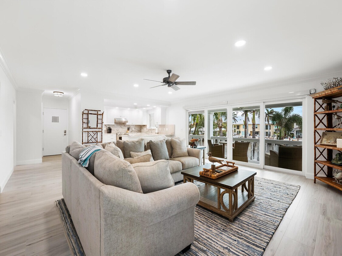 Primary Photo - 1710 S Ocean Blvd