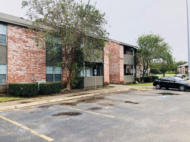 Foto del edificio - River Bend Apartments