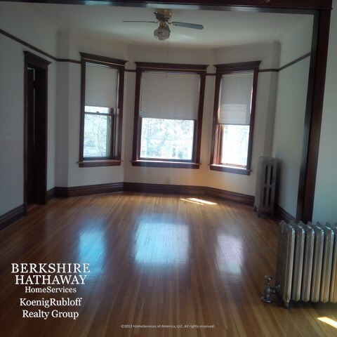 Building Photo - 4870 N Paulina St