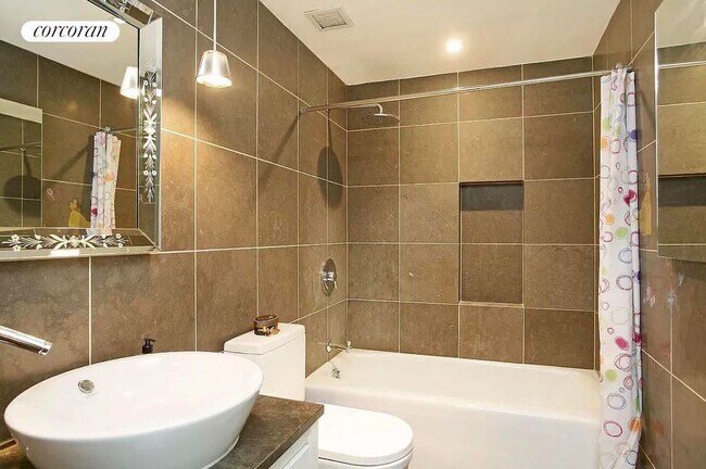 Foto del edificio - 340 E 23rd St
