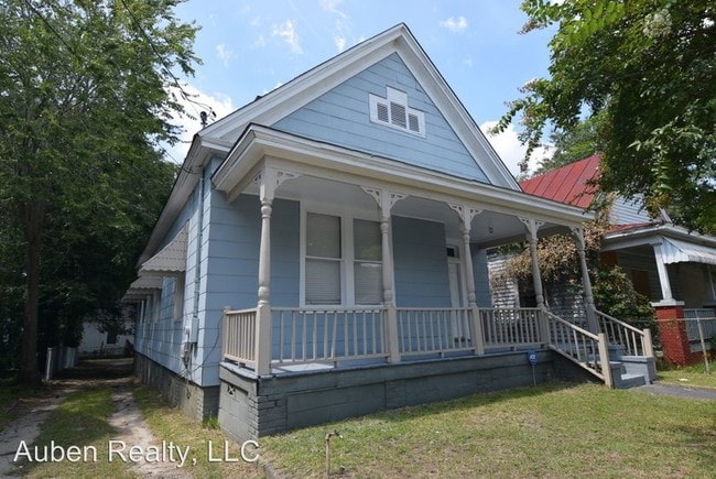 Building Photo - 219 Eve St