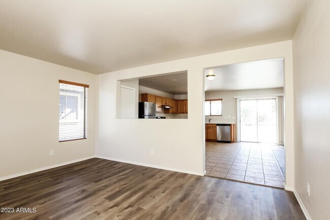 Building Photo - 25861 W North Star Pl
