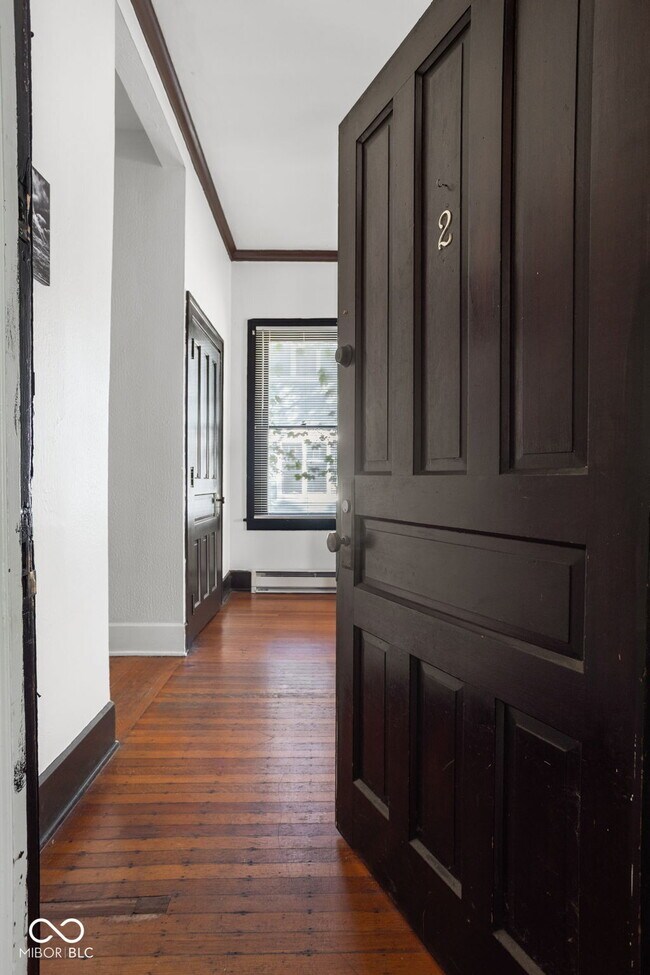 Building Photo - 784 Woodruff Pl E Dr