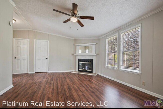 Building Photo - 4 br, 2 bath House - 38143 Falconwood Drive