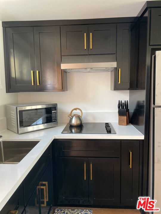 Foto del edificio - 4313 W 59th St