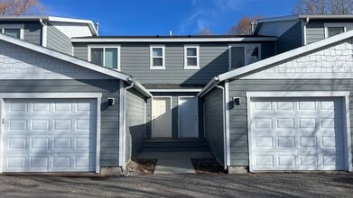 Building Photo - 2401 Wheeler Dr