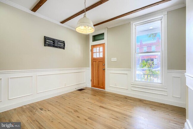 Foto del edificio - 3533 Keswick Rd